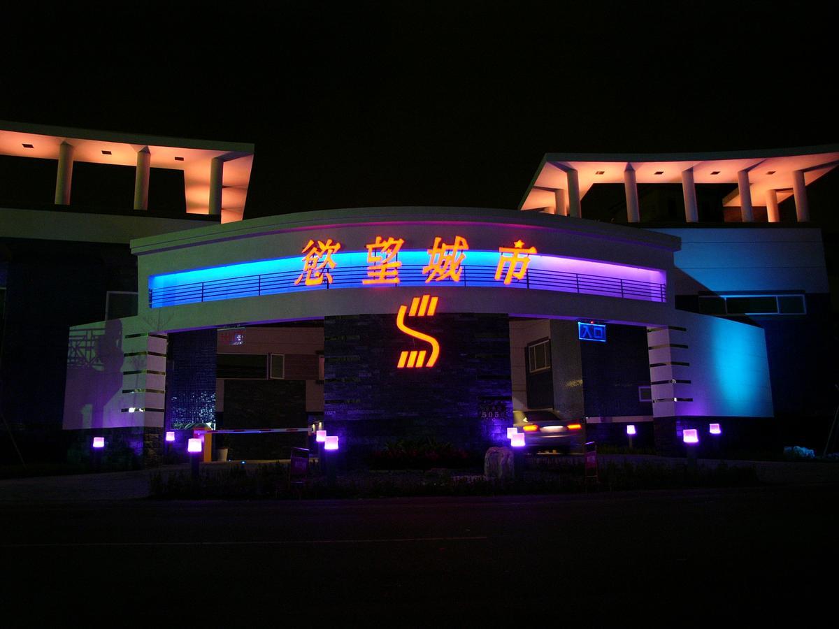 Sexy City Motel Tainan Exterior foto