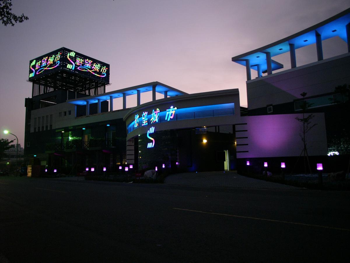 Sexy City Motel Tainan Exterior foto